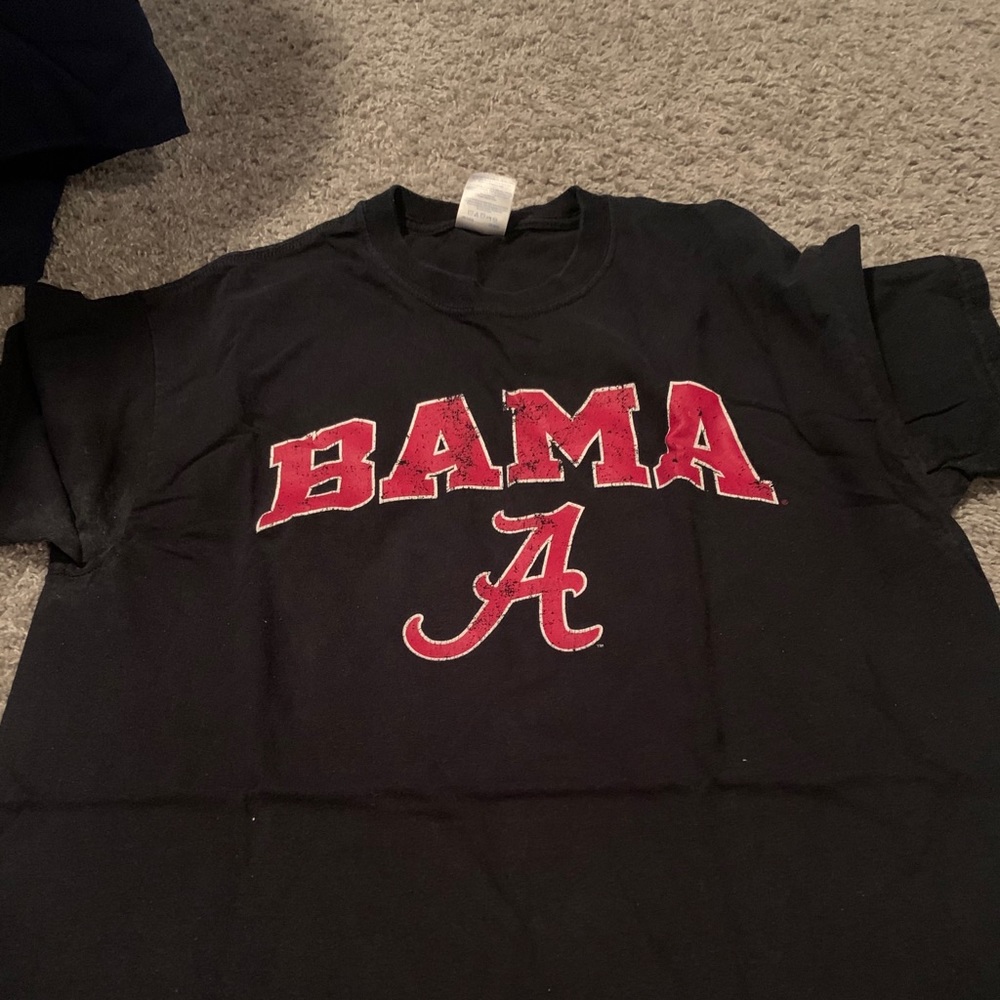 Men’s medium T-shirt